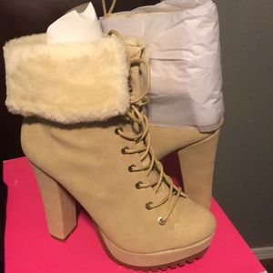 Ankle boots